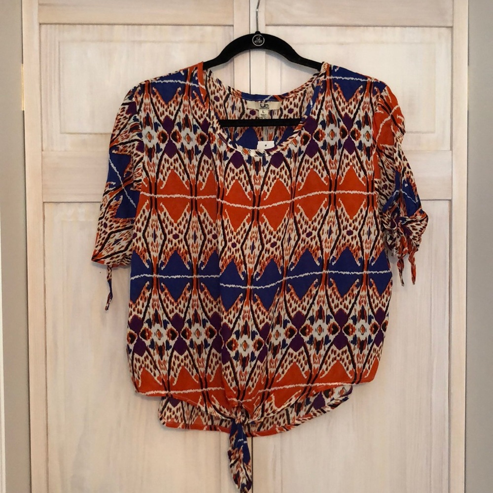 Printed Top - Picture 2 of 8